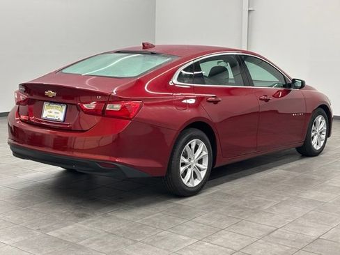 Used 2024 Chevrolet Malibu LT FWD image 2