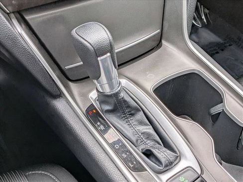 Used 2019 Honda Accord EX image 13