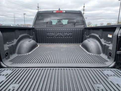 Used 2022 RAM 1500 Big Horn AWD/4WD image 9