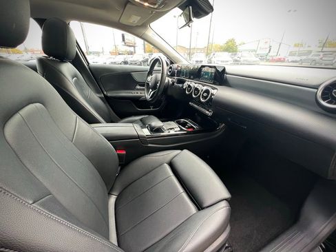 Used 2019 Mercedes-Benz A 220 image 18