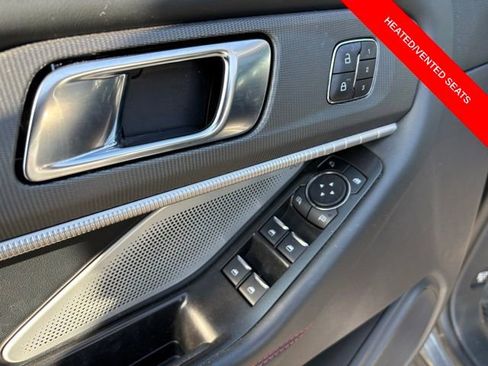 Used 2025 Ford Explorer ST image 22