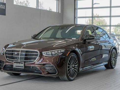 Used 2023 Mercedes-Benz S 500 4MATIC w/ AMG Line image 25