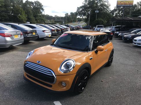 Used 2014 MINI Cooper 2-Door Hardtop image 1