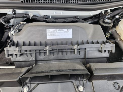 New 2025 Chevrolet Express 3500 LT w/ LT Preferred Equipment Group image 32