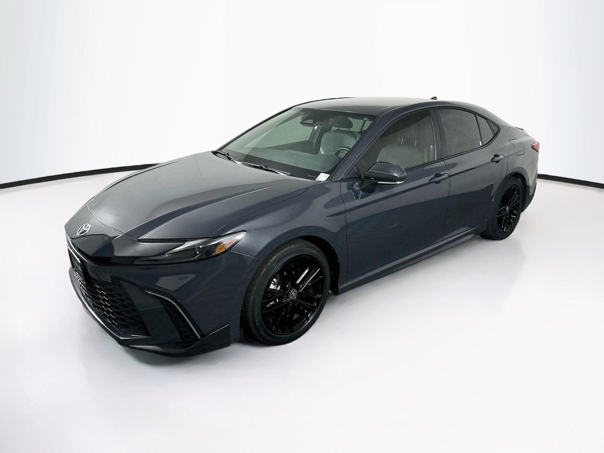 Used 2026 Toyota Camry SE w/ Multimedia Upgrade Package FWD image 3