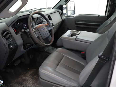 Used 2016 Ford F250 XL w/ XL Appearance Package image 24