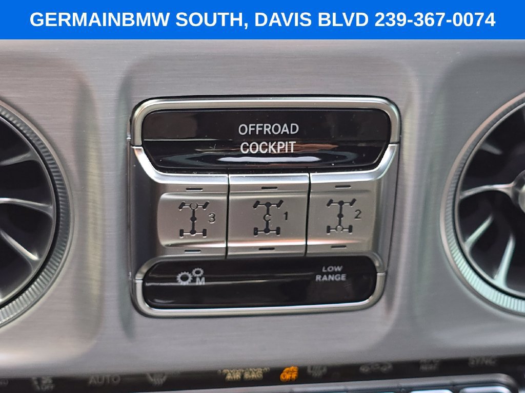 Used 2025 Mercedes-Benz G 63 AMG 4MATIC image 32