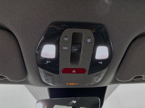 Used 2026 Kia EV9 Light image 18