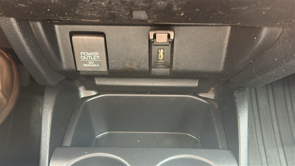 Used 2020 Honda Fit LX image 25