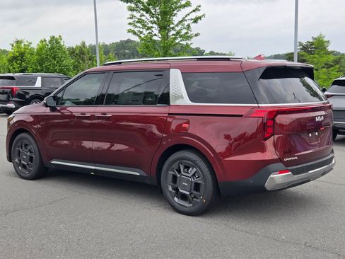 New 2026 Kia Carnival SX FWD image 5