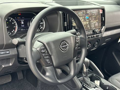 New 2026 Nissan Frontier SV w/ Tow Package AWD/4WD image 10