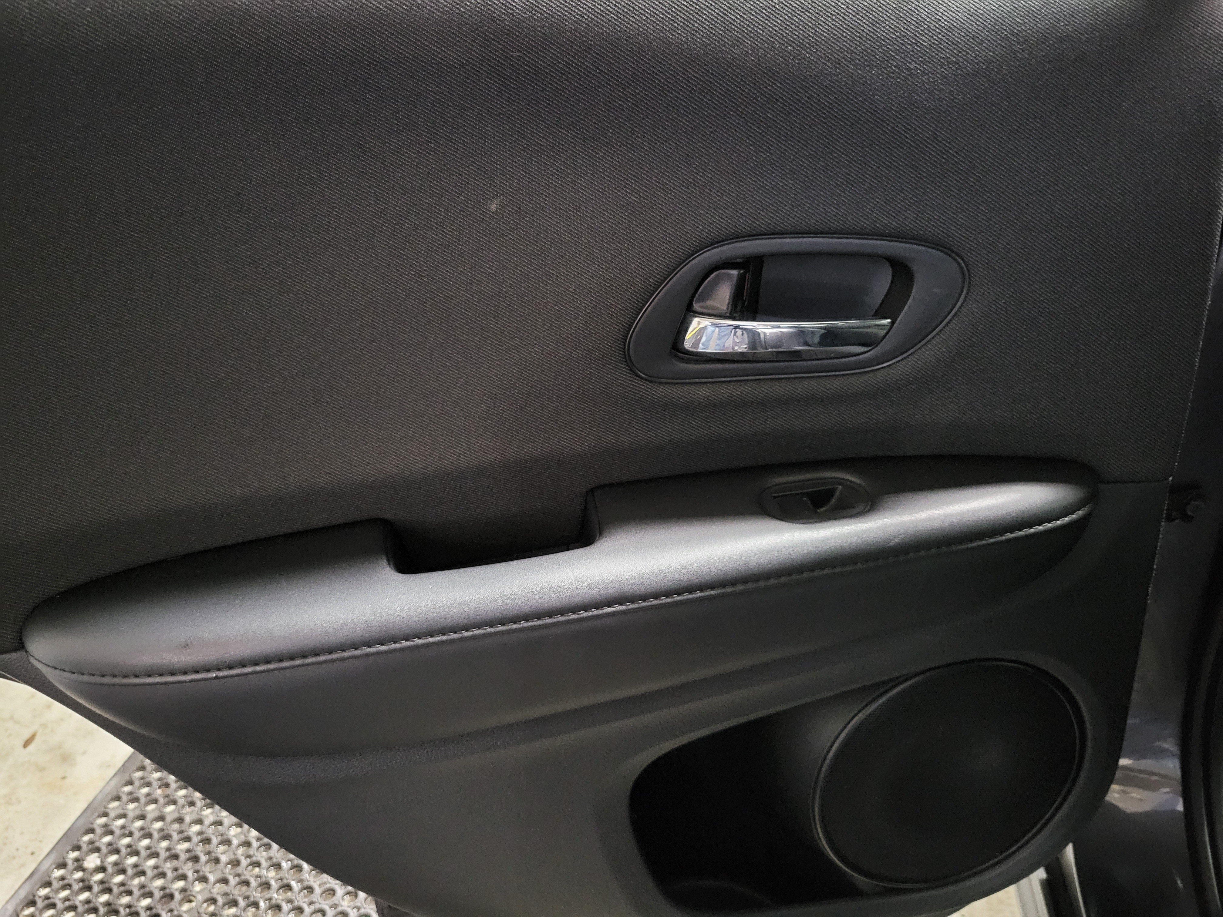 Certified 2021 Honda HR-V LX image 16