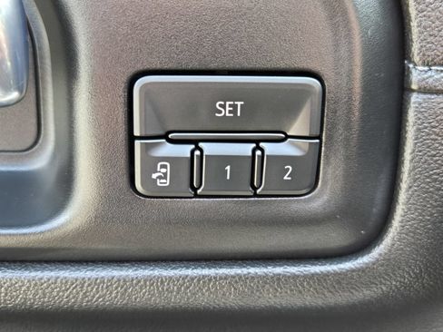 Used 2020 Chevrolet Silverado 3500 LTZ AWD/4WD image 18