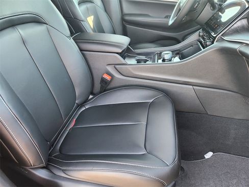 New 2025 Jeep Grand Cherokee Limited image 10