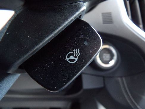 Used 2024 Subaru Forester Touring w/ Convenience Package image 21