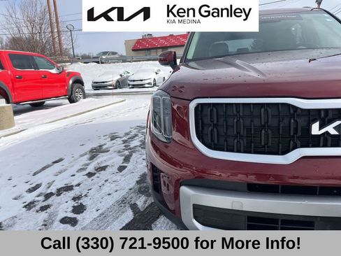 Certified 2023 Kia Telluride EX image 18