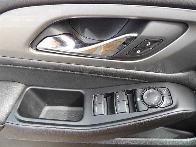 Certified 2023 Chevrolet Traverse LT w/ Rear Camera Mirror Package AWD/4WD image 13