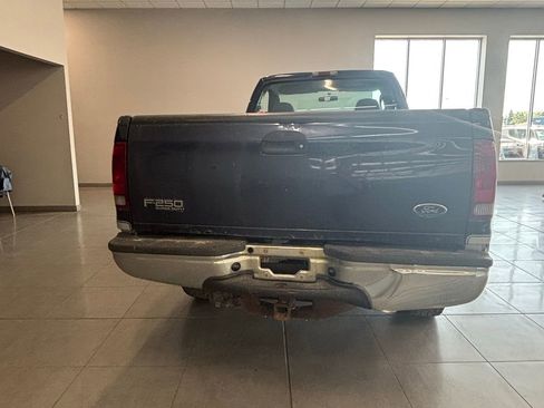 Used 2003 Ford F250 4x4 Regular Cab Super Duty image 6