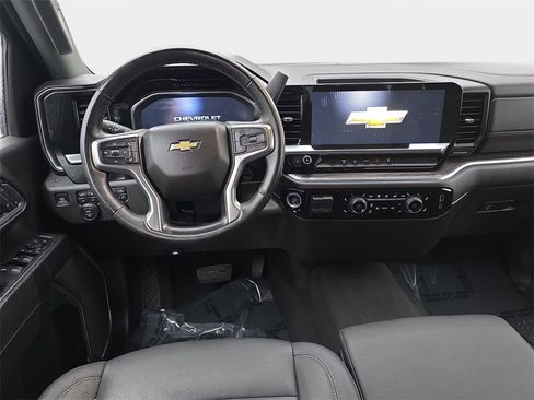 Used 2024 Chevrolet Silverado 2500 LTZ image 20