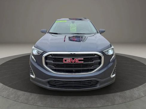 Used 2018 GMC Terrain SLE w/ Driver Convenience Package AWD/4WD image 2