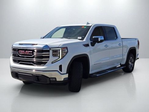 Used 2023 GMC Sierra 1500 SLT w/ SLT Convenience Package image 8