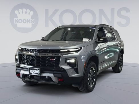 New 2026 Chevrolet Traverse Z71 w/ Enhanced Driving Package image 5