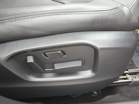 Used 2023 MAZDA CX-9 Touring image 7