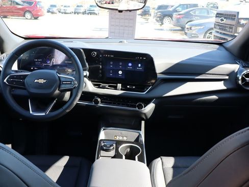 New 2026 Chevrolet Equinox LT w/ Convenience Package II image 37