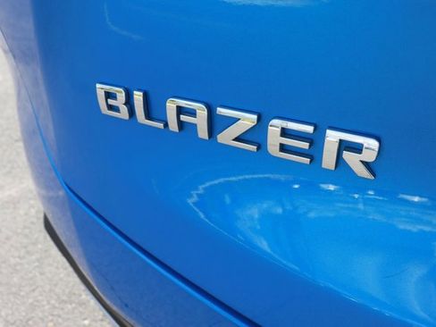 Used 2025 Chevrolet Blazer LT image 6