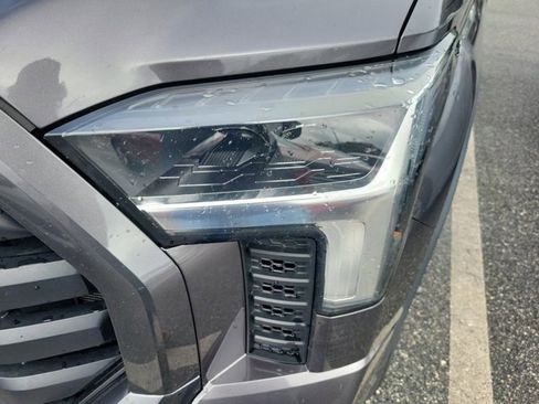 Used 2022 Toyota Tundra SR5 image 10