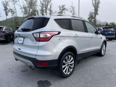 Used 2018 Ford Escape Titanium w/ Ford Safe & Smart Package image 26