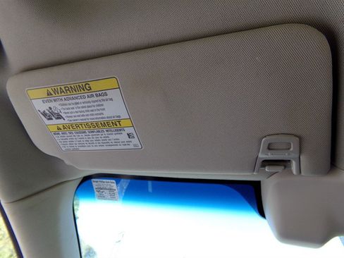 Used 2017 Subaru Outback 2.5i Touring image 43