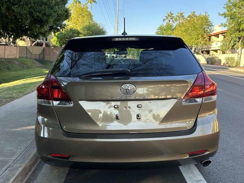 Used 2013 Toyota Venza LE image 7