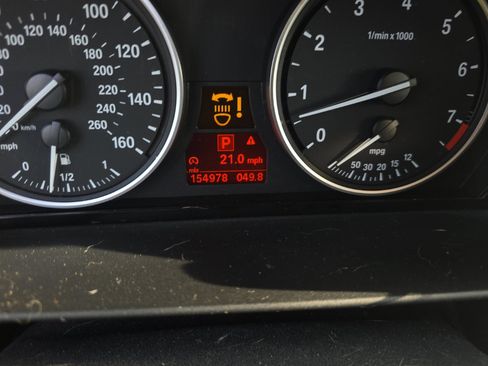 Used 2010 BMW 528i xDrive Sedan w/ Premium Pkg image 14