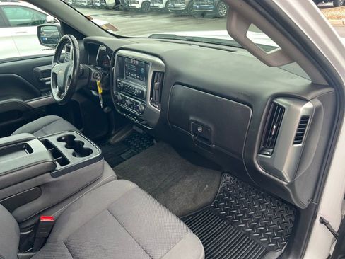 Used 2018 Chevrolet Silverado 1500 LT w/ All Star Edition AWD/4WD image 27