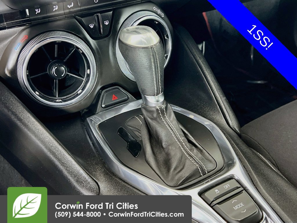 Used 2017 Chevrolet Camaro SS RWD image 10