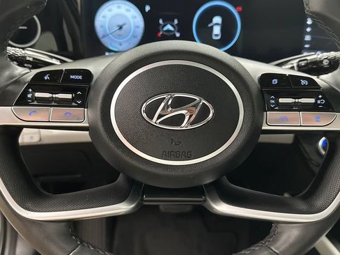Used 2023 Hyundai Elantra Limited FWD image 16
