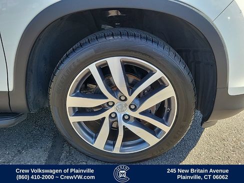 Used 2018 Honda Pilot Touring image 20