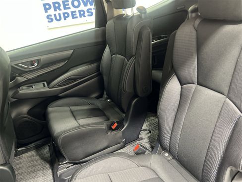 Used 2024 Subaru Ascent Premium w/ Convenience Package image 21