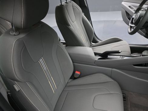 Certified 2026 Hyundai Elantra Sport w/ Cargo Package image 19