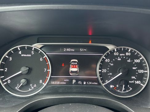 Certified 2024 Nissan Rogue S image 24