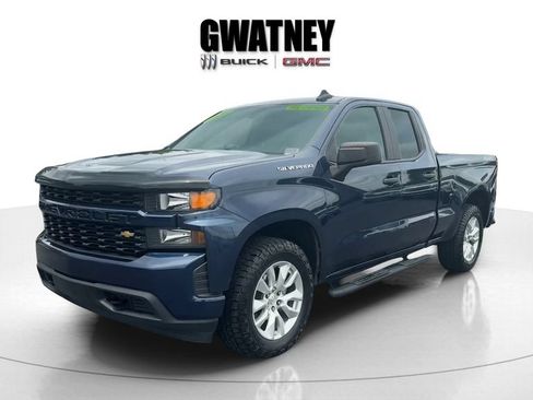 Used 2020 Chevrolet Silverado 1500 Custom w/ Custom Value Package AWD/4WD image 7