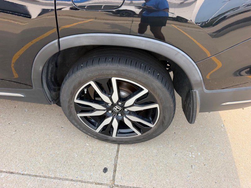 Used 2020 Honda Pilot Elite image 6