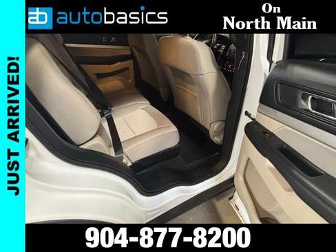 Used 2018 Ford Explorer FWD image 11