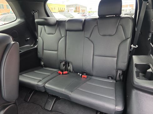 Used 2024 Kia Telluride SX X-Line AWD/4WD image 16