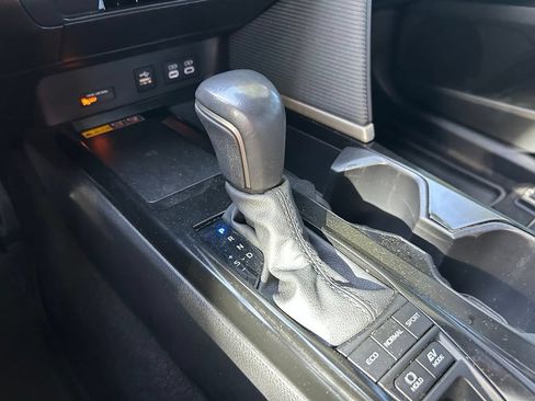 Certified 2025 Toyota Camry SE FWD image 28