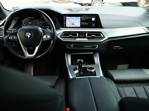 Used 2022 BMW X5 xDrive40i w/ Premium Package AWD/4WD image 27