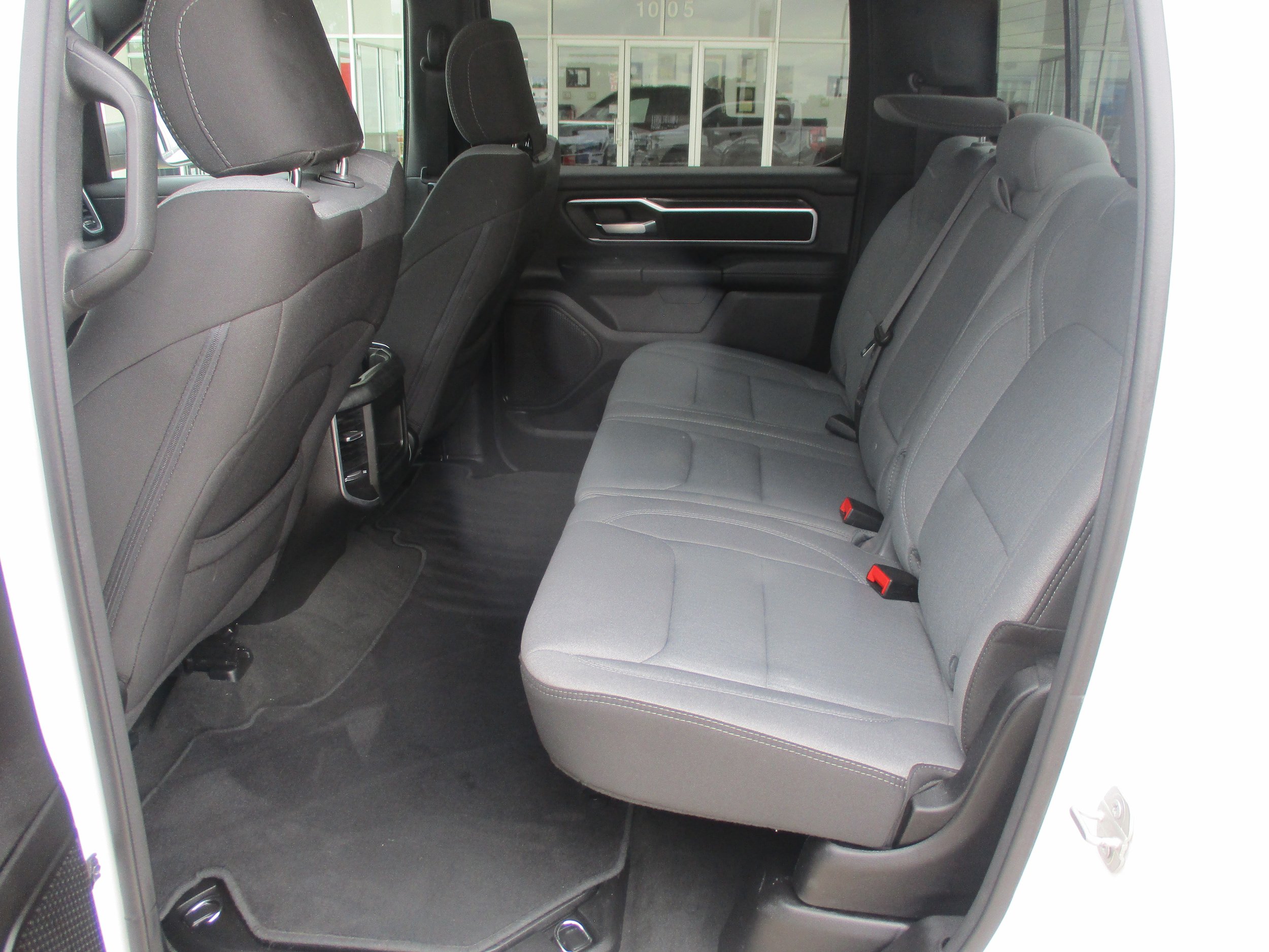 Used 2023 RAM 1500 Lone Star AWD/4WD image 6