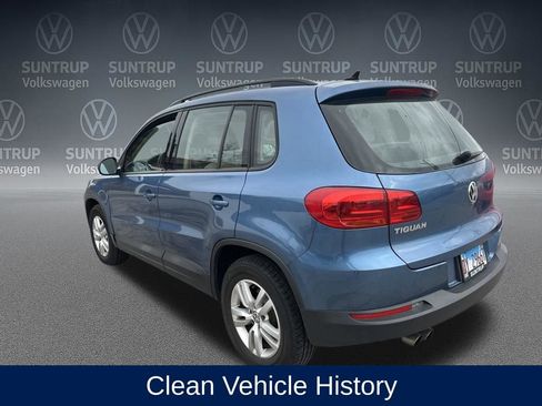 Used 2017 Volkswagen Tiguan S image 3