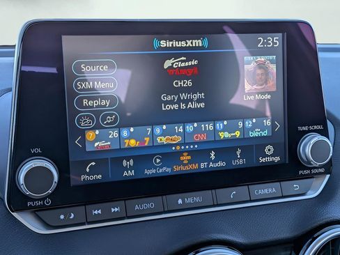 Certified 2025 Nissan Sentra SR w/ Midnight Edition FWD image 17